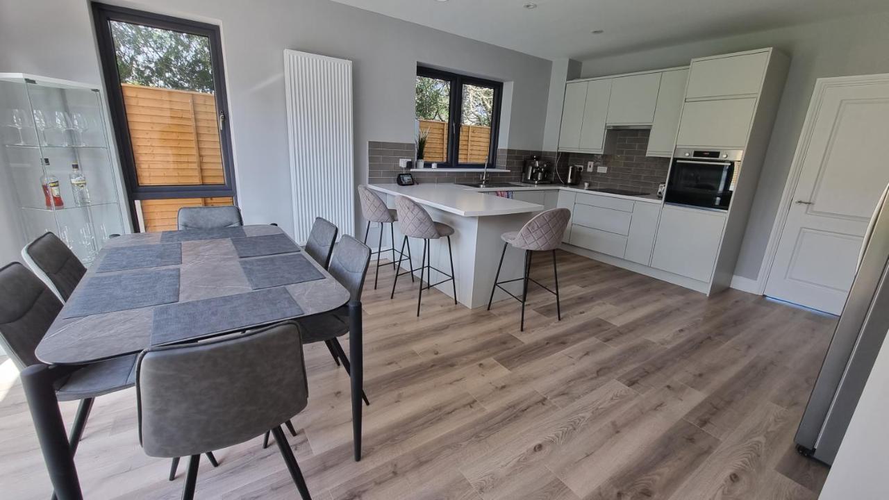 Entire Modern Home With Seaview And Parking Wicklow Extérieur photo