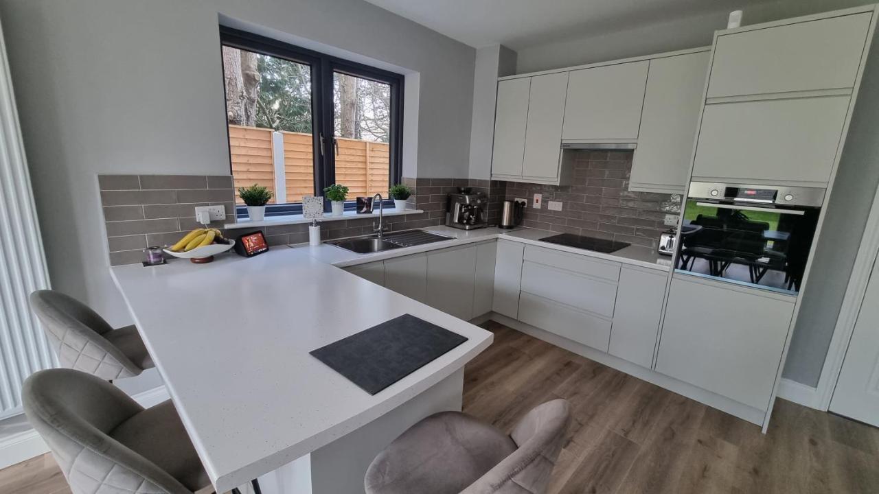 Entire Modern Home With Seaview And Parking Wicklow Extérieur photo