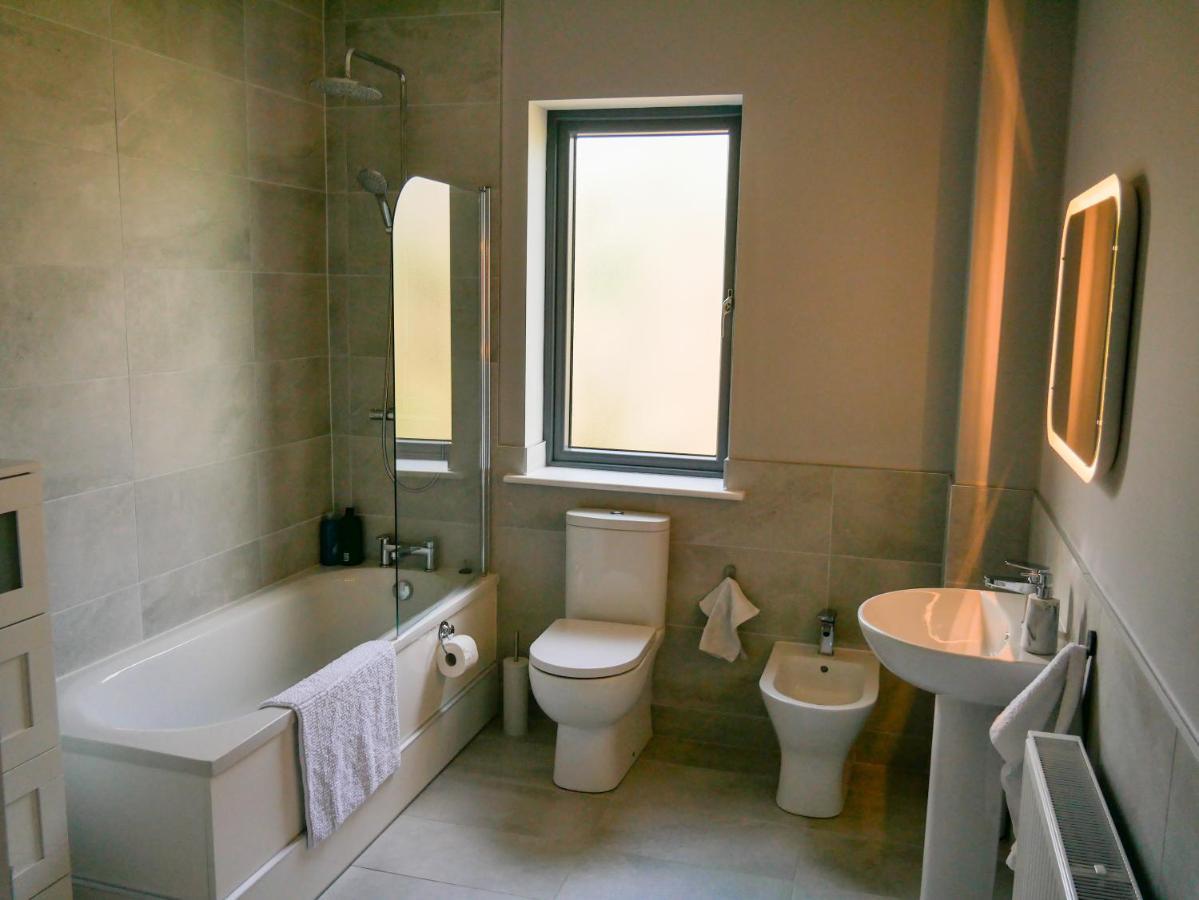 Entire Modern Home With Seaview And Parking Wicklow Extérieur photo